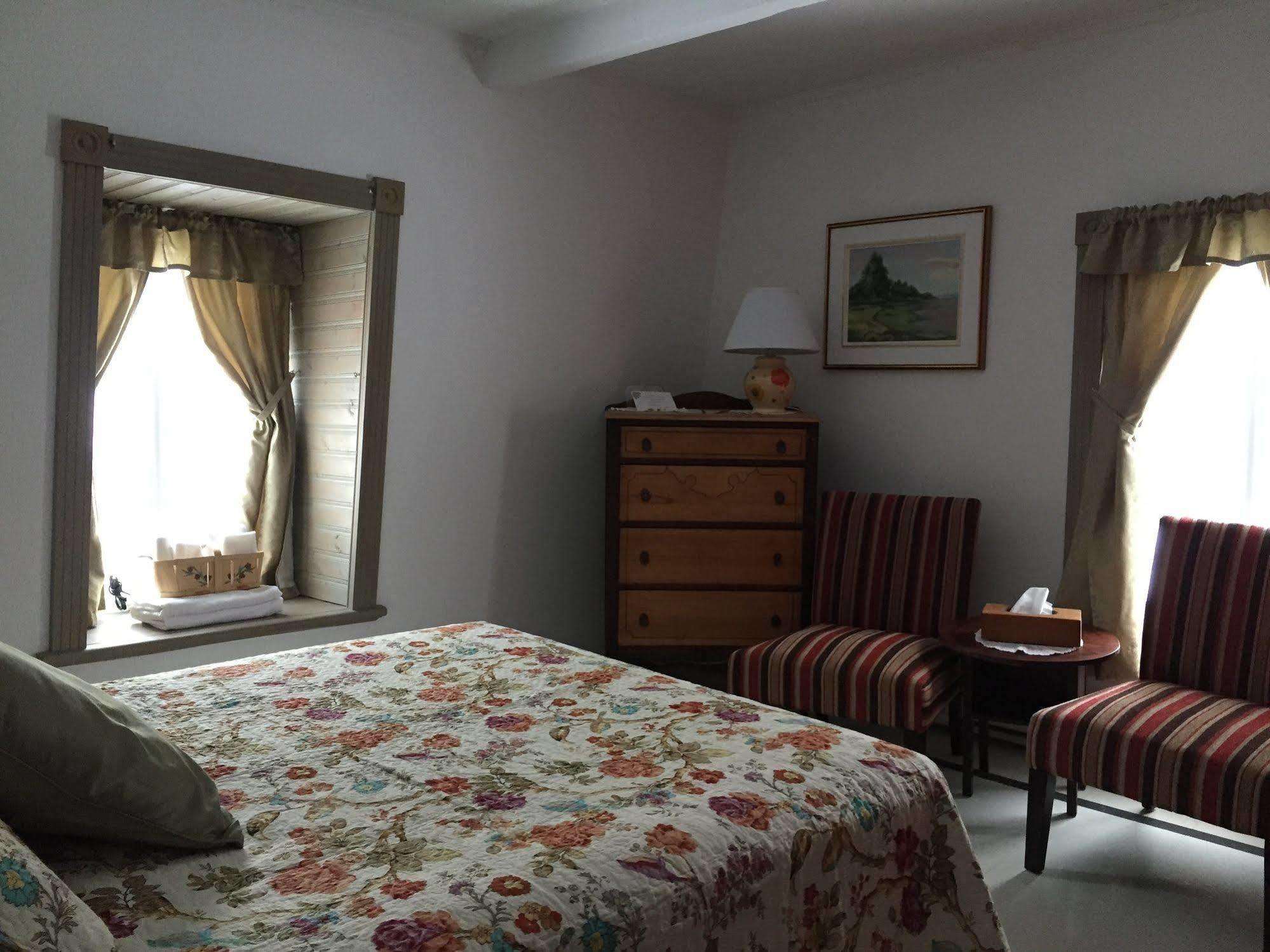 Auberge Petite Plaisance La Malbaie Exterior photo